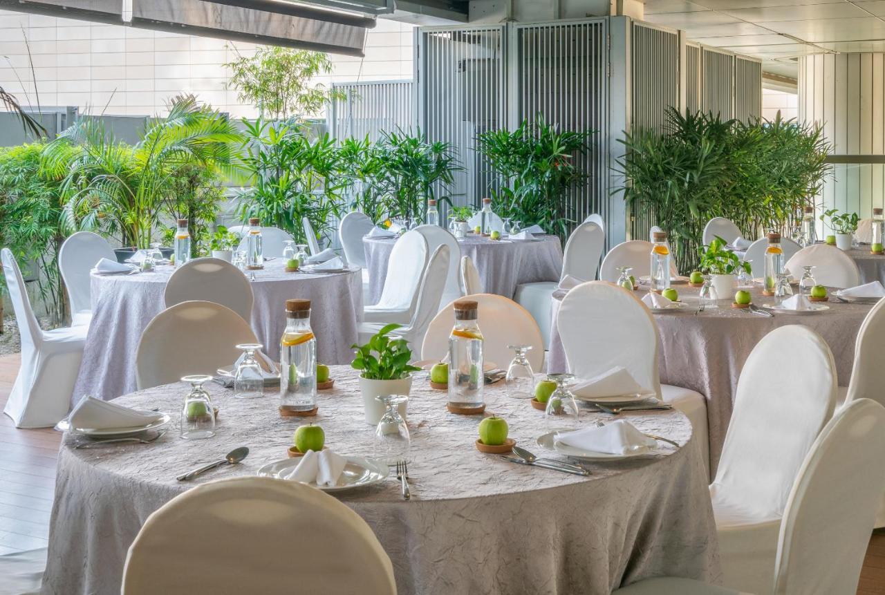 Oasia Hotel Novena, Singapore By Far East Hospitality Singapura Exterior foto
