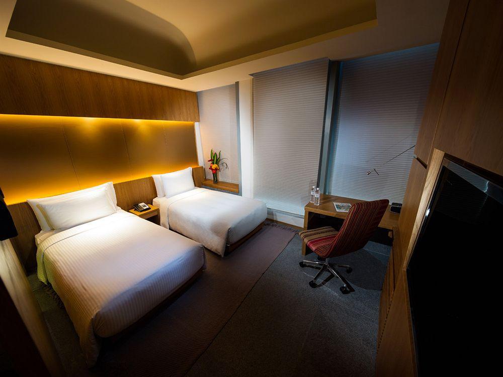 Oasia Hotel Novena, Singapore By Far East Hospitality Singapura Exterior foto
